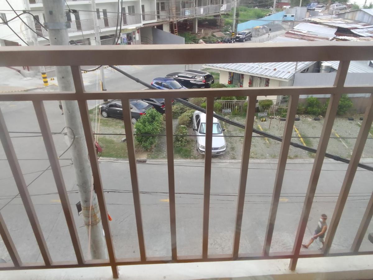 Emmanuel'S Service Apartment Near The Airport Manila Exterior photo