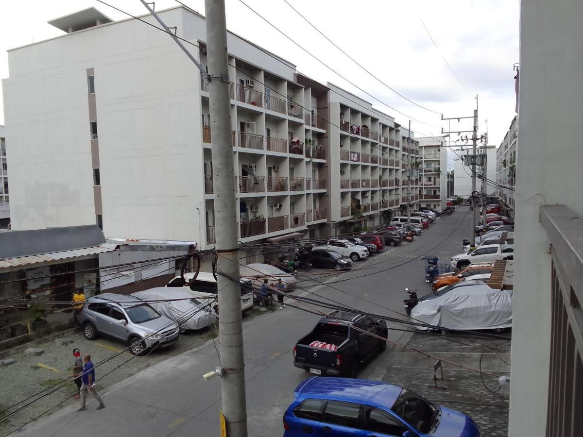 Emmanuel'S Service Apartment Near The Airport Manila Exterior photo